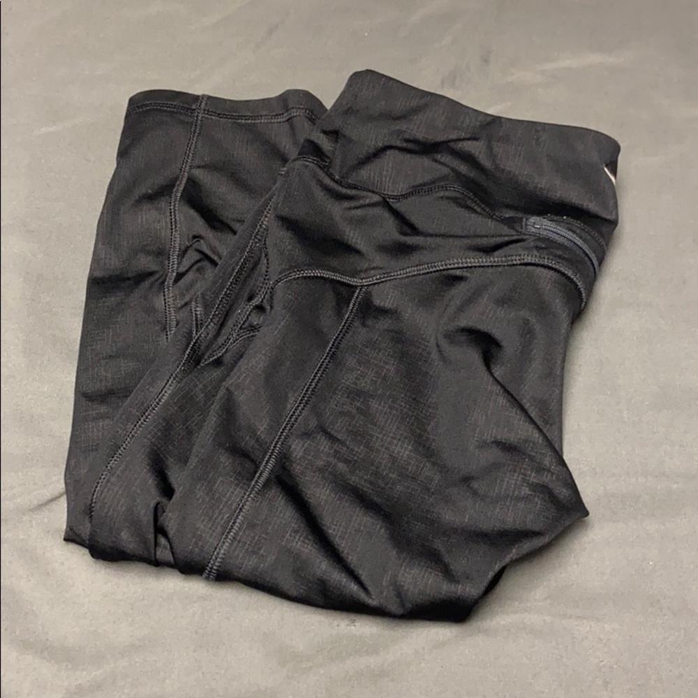 athletic leggings